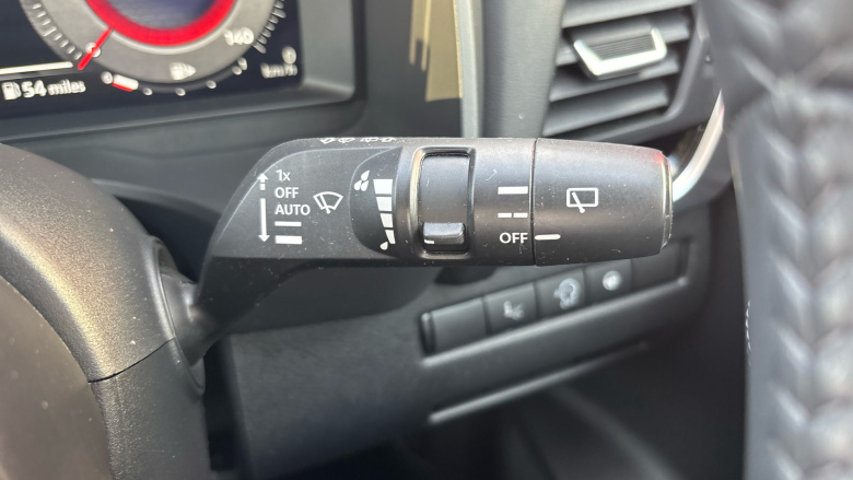 Nissan Qashqai 1.3 DiG-T MH 158 Premiere Edition 5dr Xtronic Petrol Hatchback